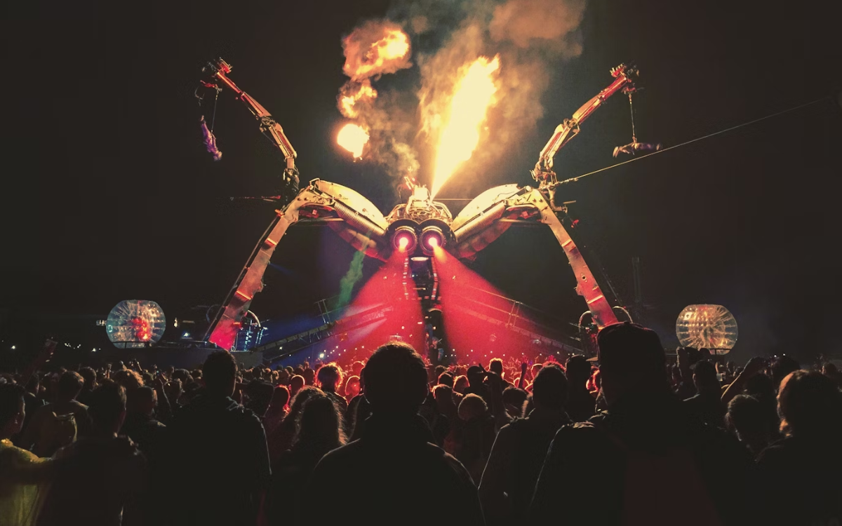 Glastonbury Festival 2024: Your Ultimate Guide to Getting There on a Budget